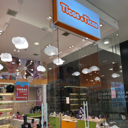 Logo da loja ticos & ticas