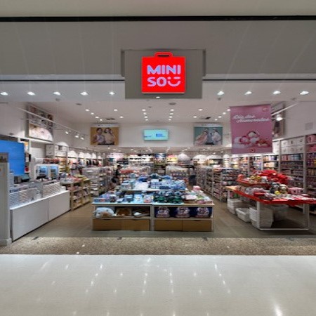 Logo da loja miniso