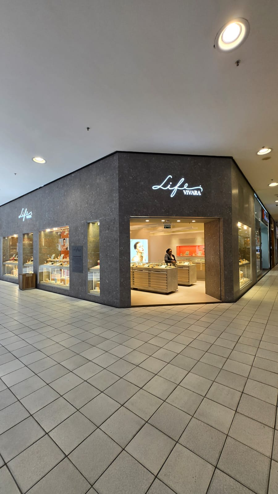 Logo da loja life by vivara