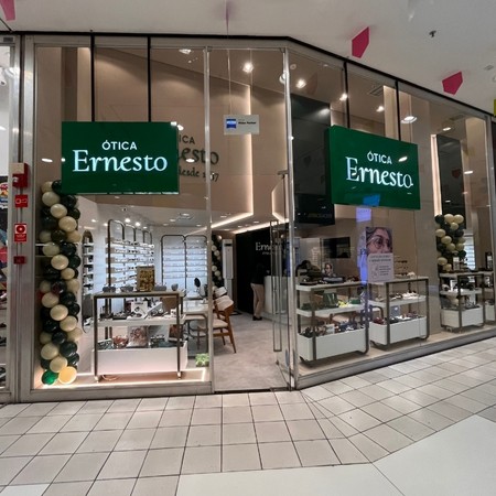 Logo da loja óticas ernesto