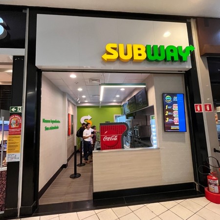 Logo da loja subway