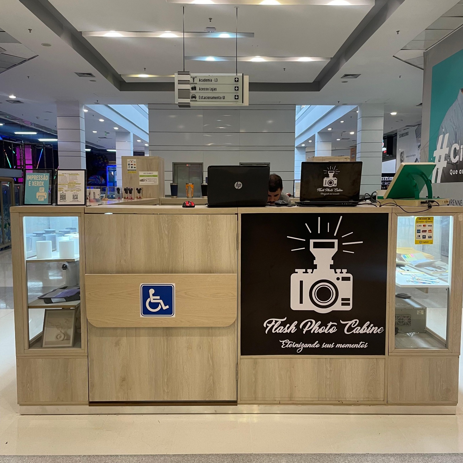 Logo da loja flash photo