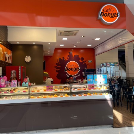 Logo da loja café donuts