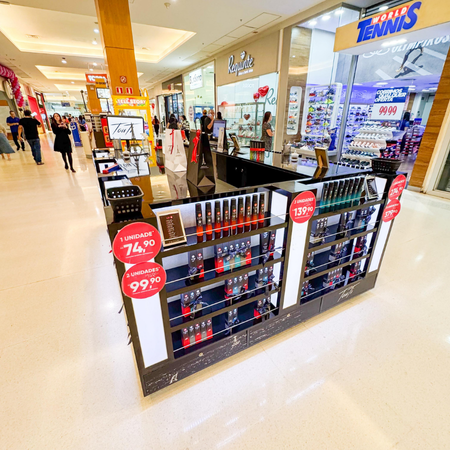 Logo da loja touti cosmetics