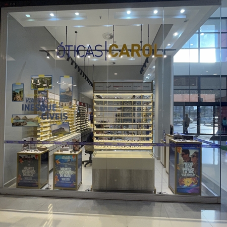 Logo da loja óticas carol