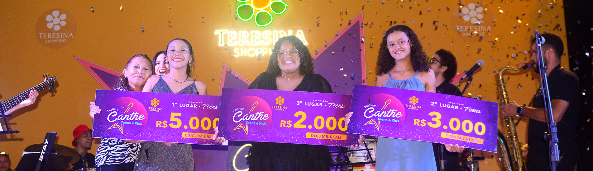 Yasmim Mourão é a grande vencedora do Festival Canthe no Teresina Shopping 