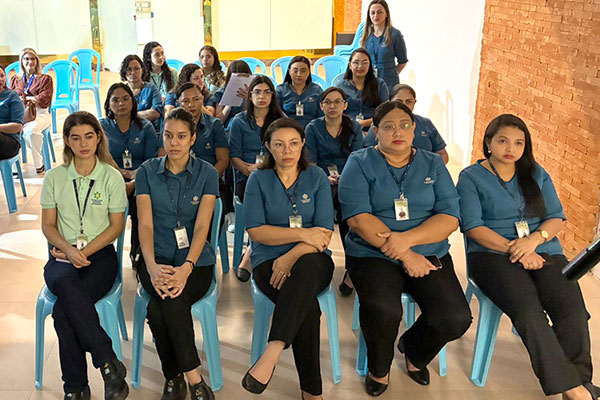 Café com Conversa no Teresina Shopping reforça a importância da prevenção do câncer de mama e do colo do útero