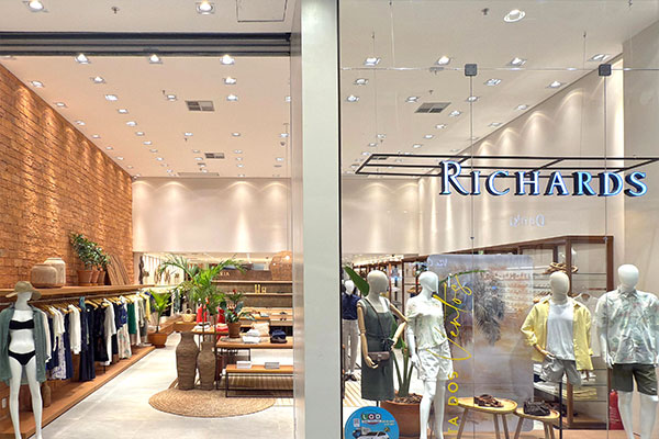 Richards inaugura primeira loja no Piauí no Teresina Shopping