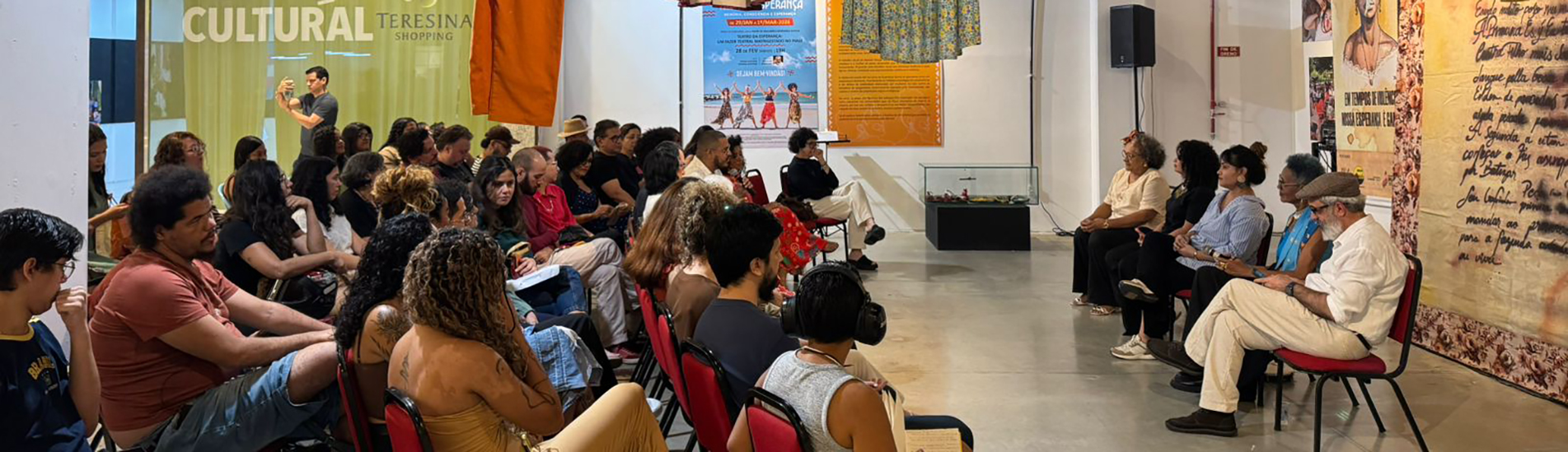 Trupe de Mulheres Esperança Garcia realiza roda de conversa no Teresina Shopping