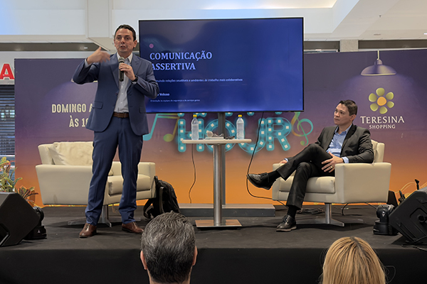 Café com Conversa abordou comunicação assertiva com colaboradores do Teresina Shopping