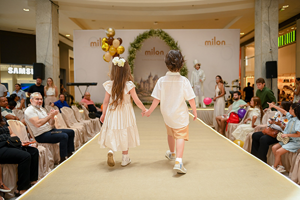Desfile da Milon reuniu crianças e famílias em celebração no Teresina Shopping