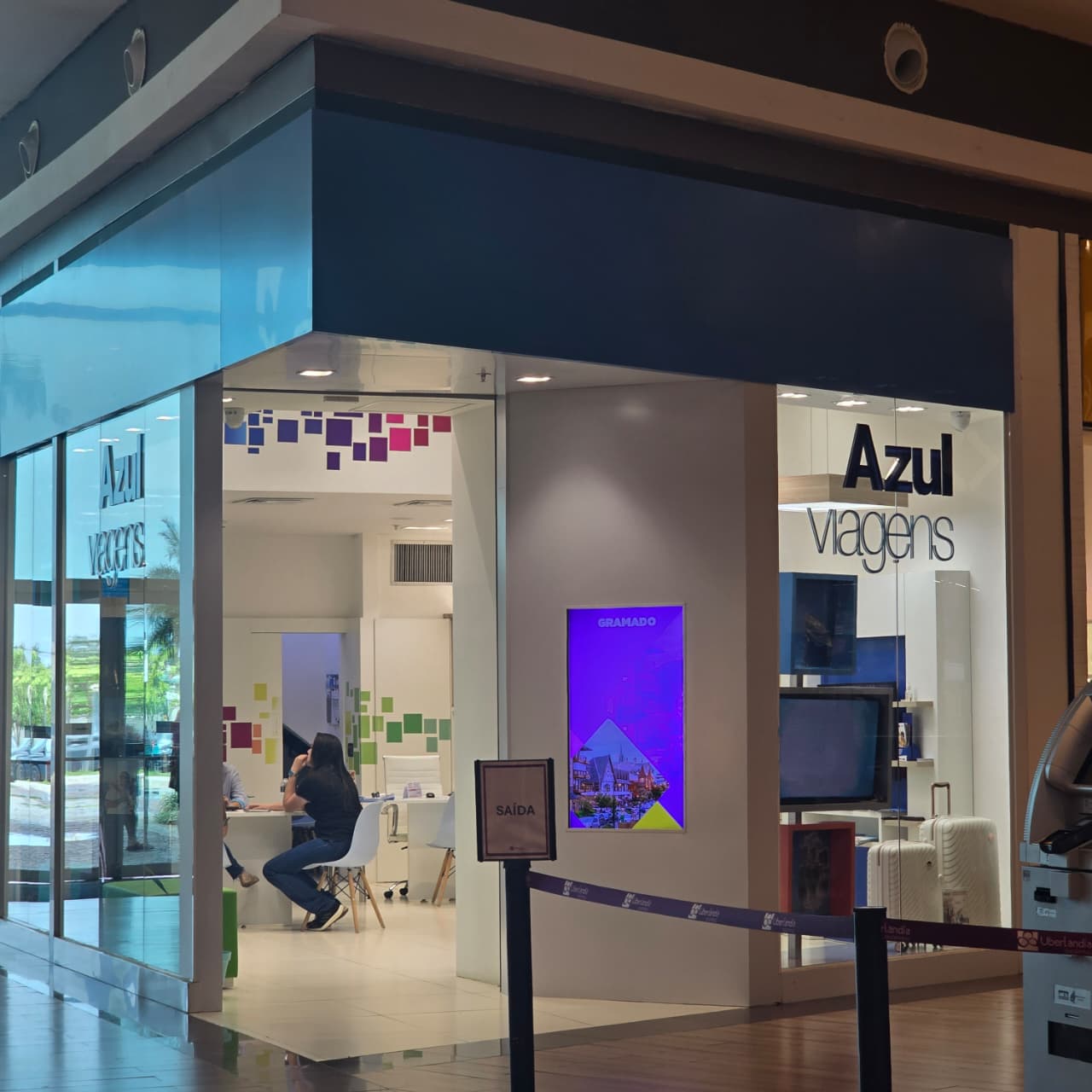 Logo da loja azul viagens