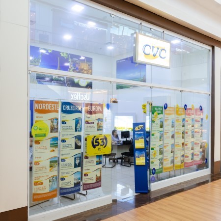 Logo da loja cvc viagens