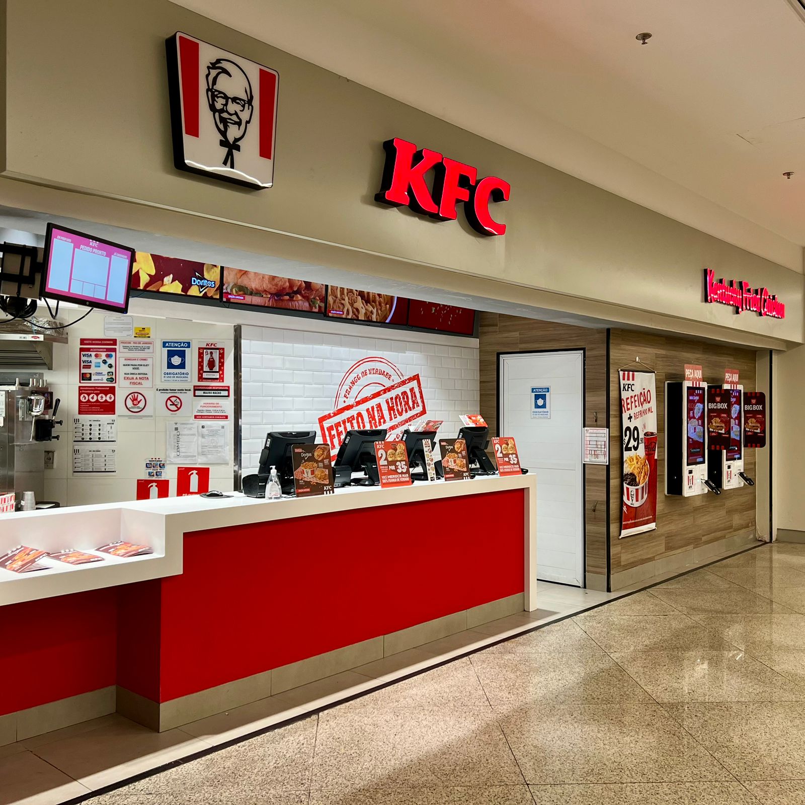 Logo da loja kfc